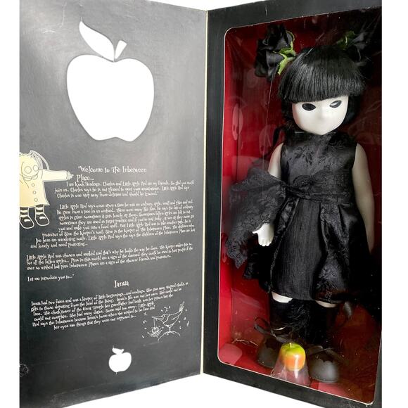New In Box Little Apple Dolls Ianua Yurie Urie Special Edition Doll 2005 - Picture 1 of 7